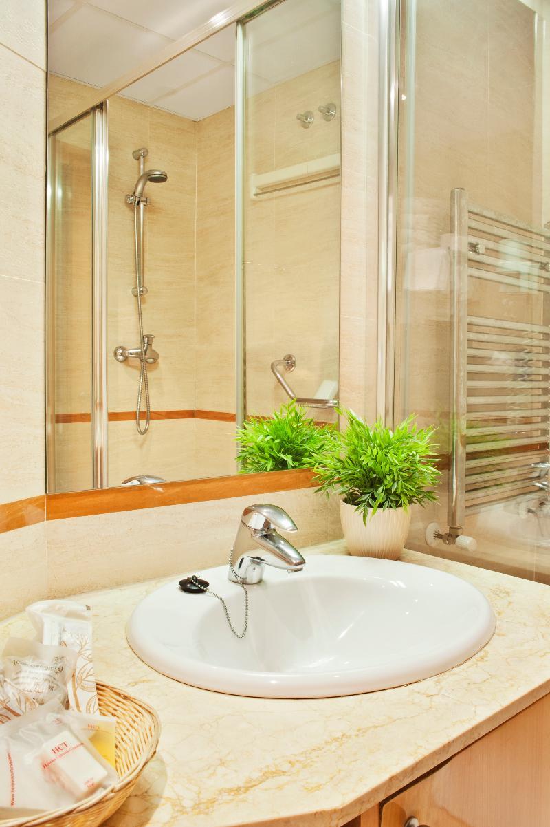 Limehome Calle De Don Ramon De La Cruz Aparthotel Madri